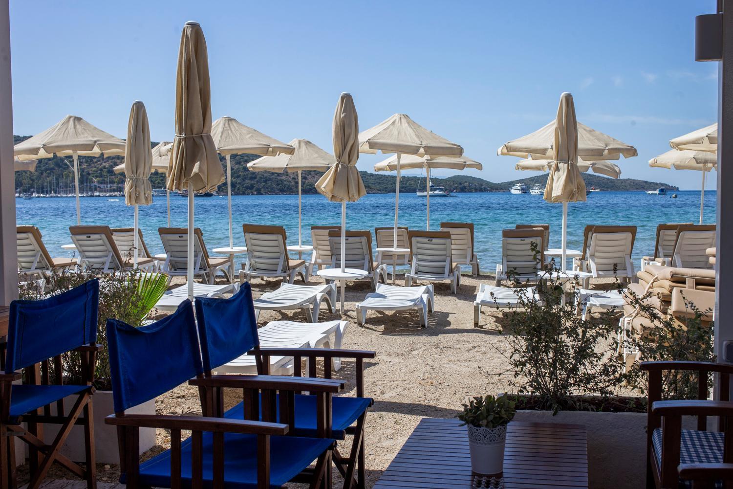 Uzhan Beach Hotel Bitez Exteriör bild